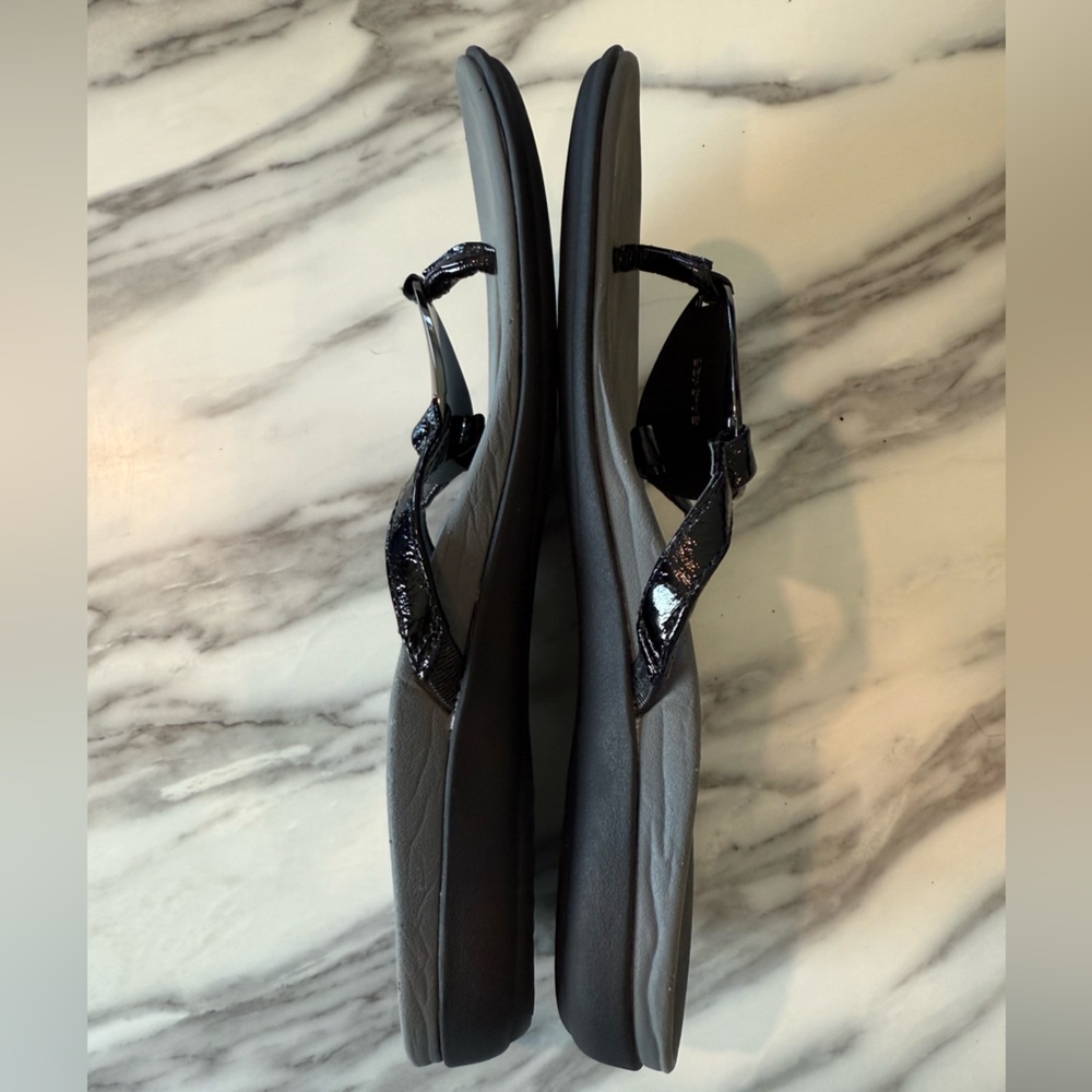 Vionic Raysa Sandal - Picture 5 of 10